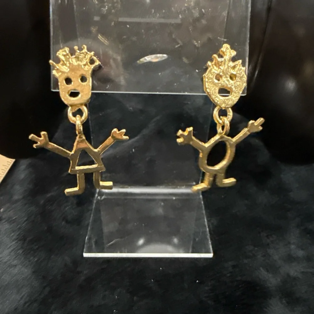 Gold Tone Abstract‎ Boy and Girl